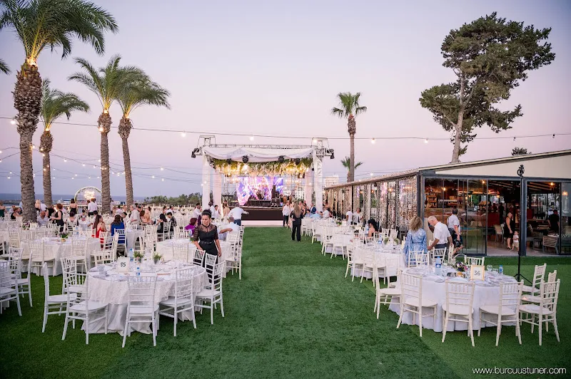 Limos Wedding Garden