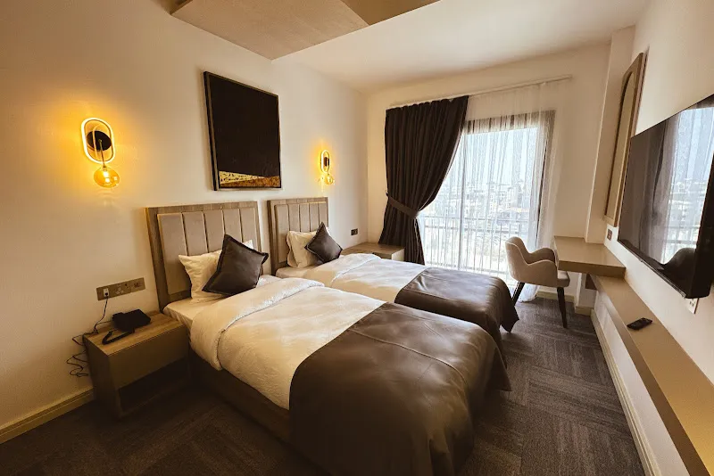 Dorana Art Hotel
