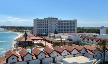 Aslı Eroğlu'dan Karantinadan Kaçanlara Mesaj