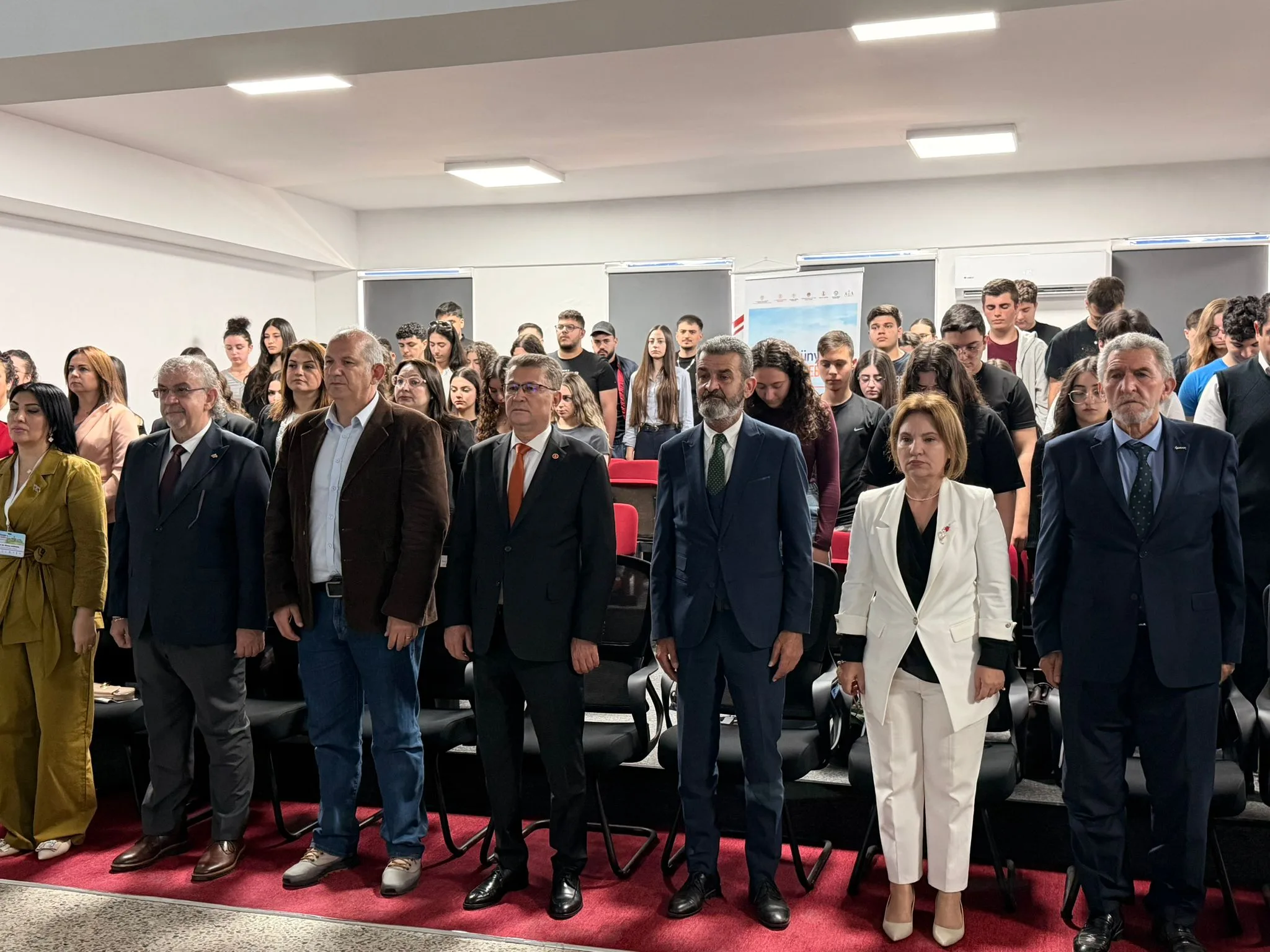 Türk Dünyası Çocuk Edebiyatı Çalıştayı başladı