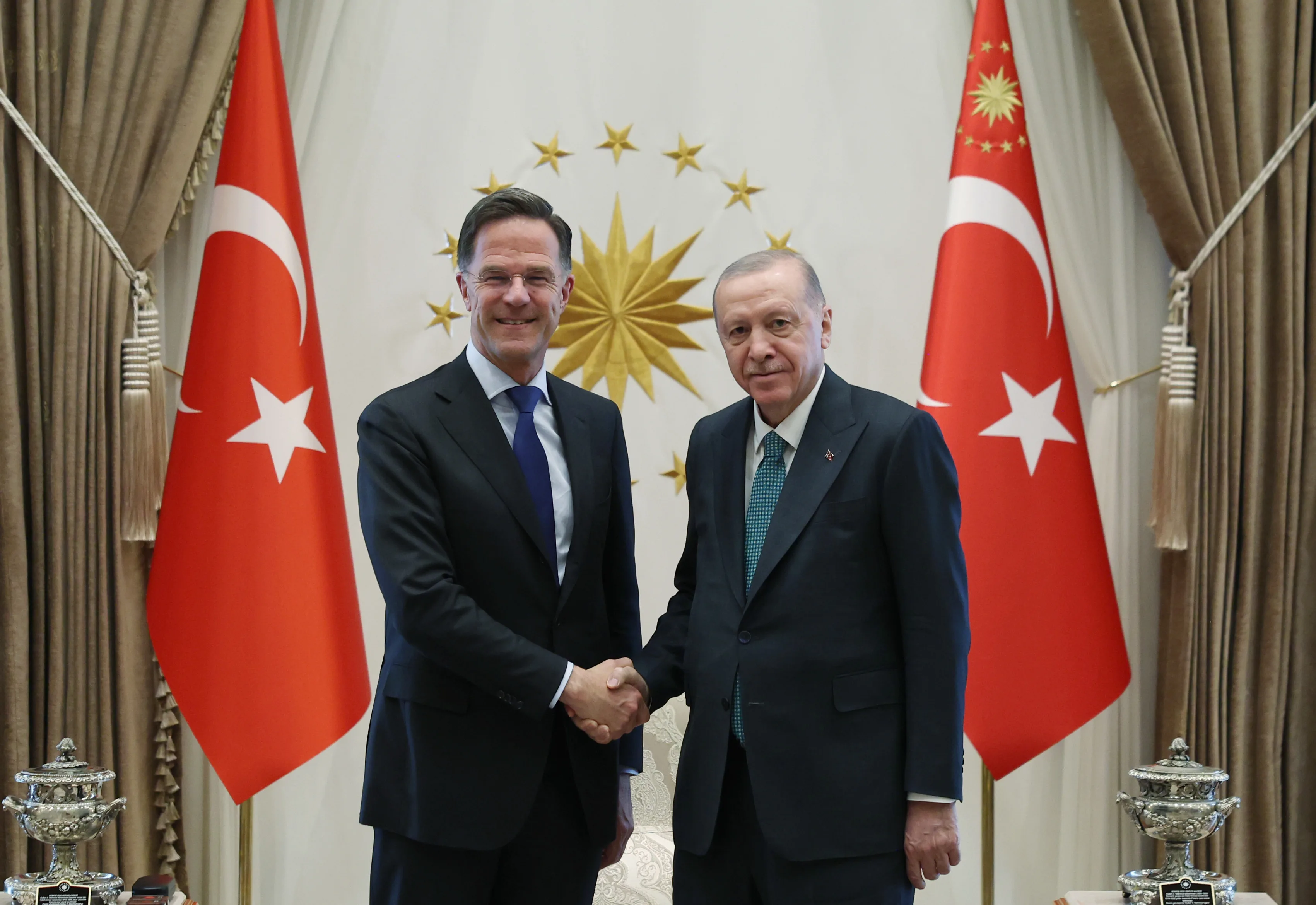 Erdoğan, Rutte ile görüştü