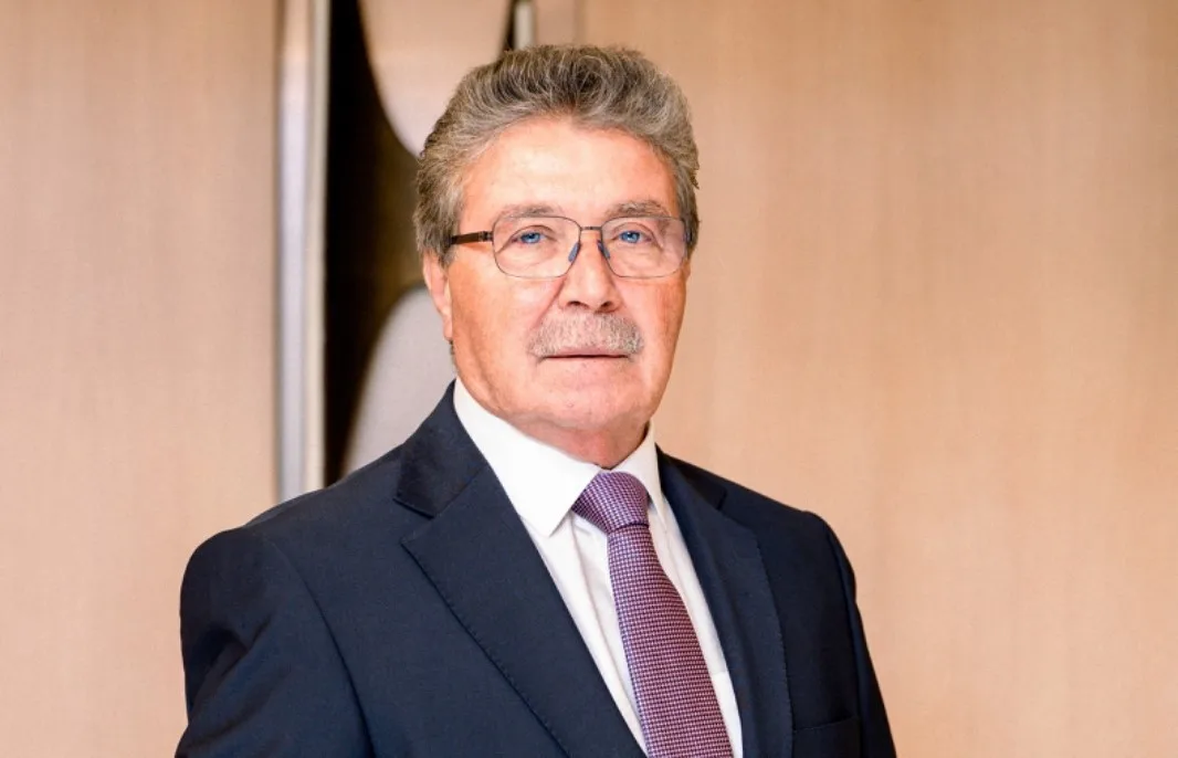 Üstel’den Hristodulidis’e: “Askeri anlaşmalarla adayı tehlikeye atmaktan vazgeçin”