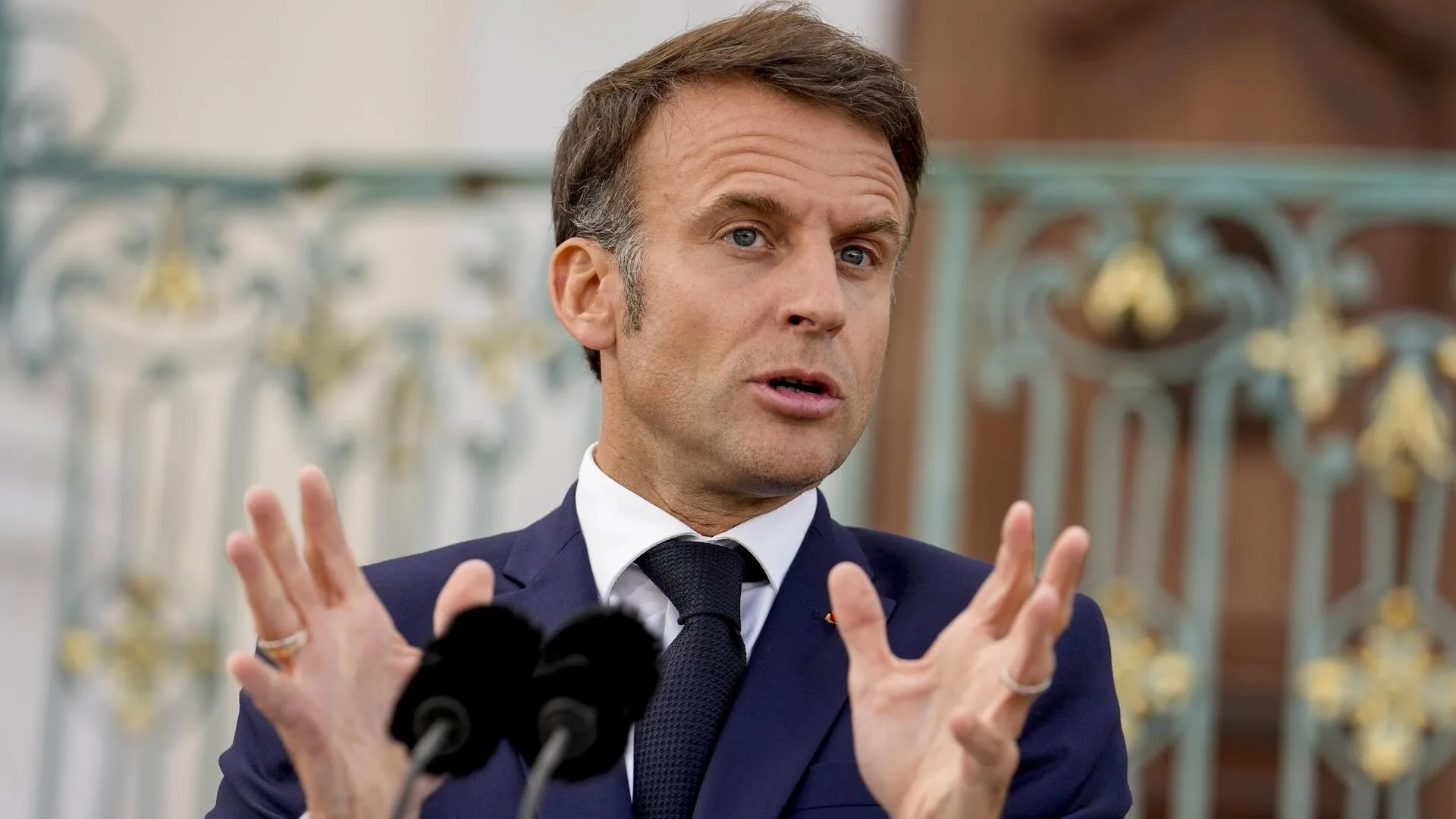 Macron: "Tüm taraflar, gecikme ve koşul olmaksızın (Hürmüz) Boğazındaki ablukayı kaldırmalı"