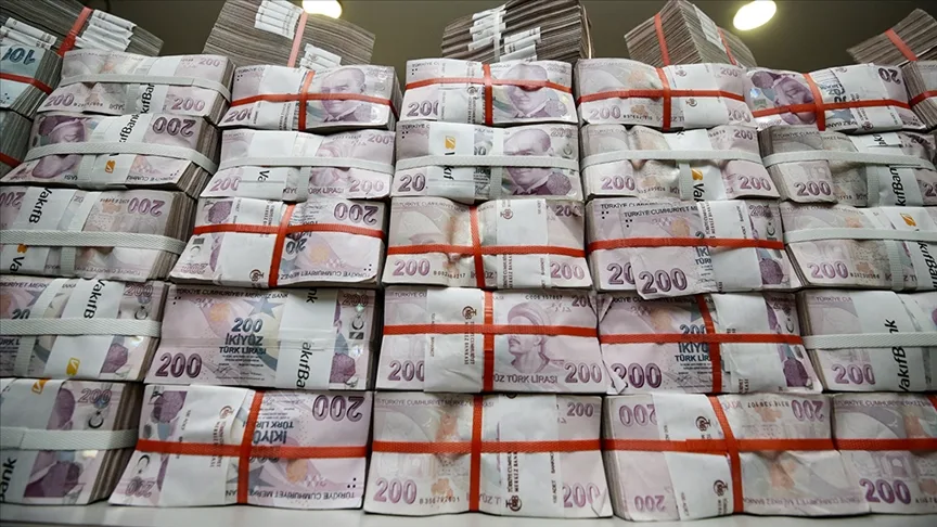 TCMB rezervleri 2 milyar 957 milyon dolar azaldı