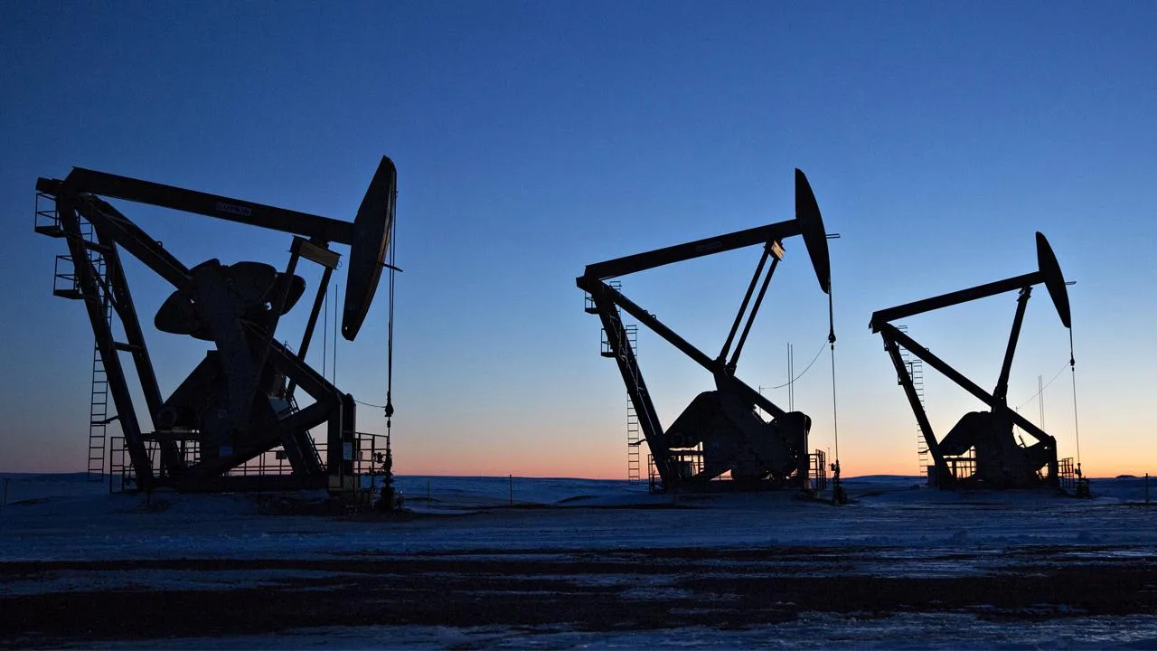 Brent petrolün varil fiyatı 93,33 dolar
