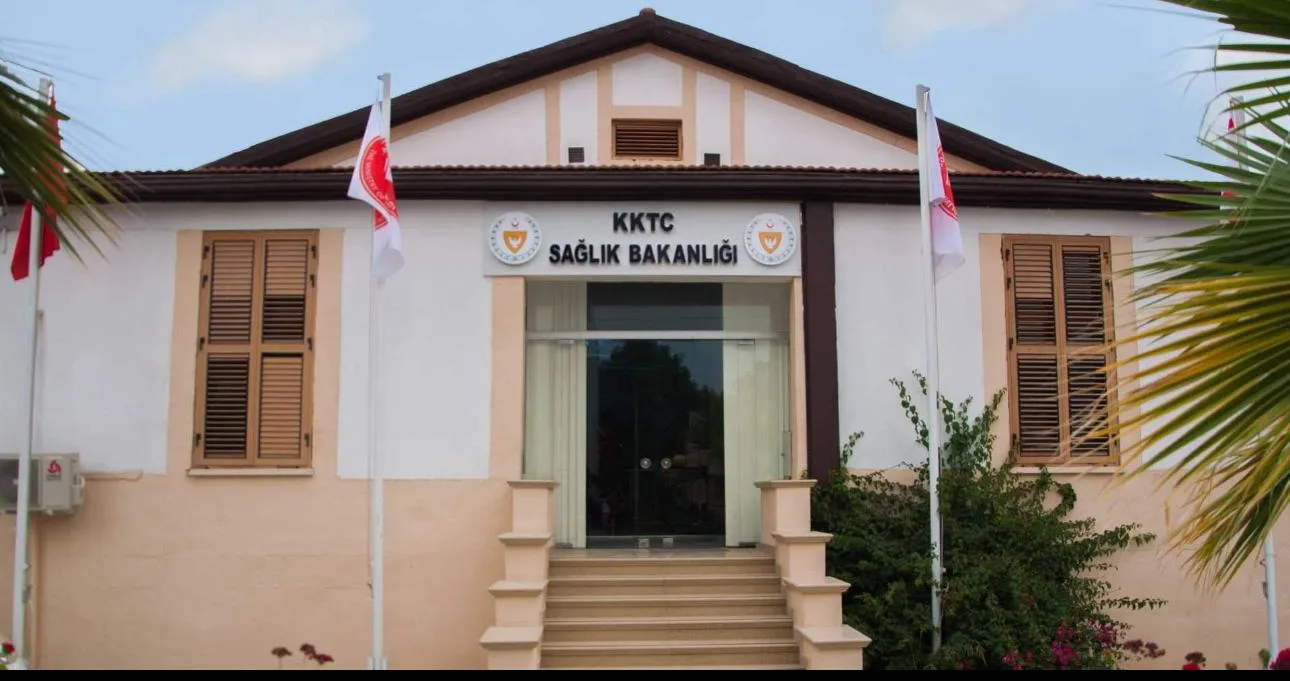 Sağlık Bakanlığı Bulaşıcı Hastalıklar Üst Komitesi  Ebola virüsüyle ilgili açıklama yaptı
